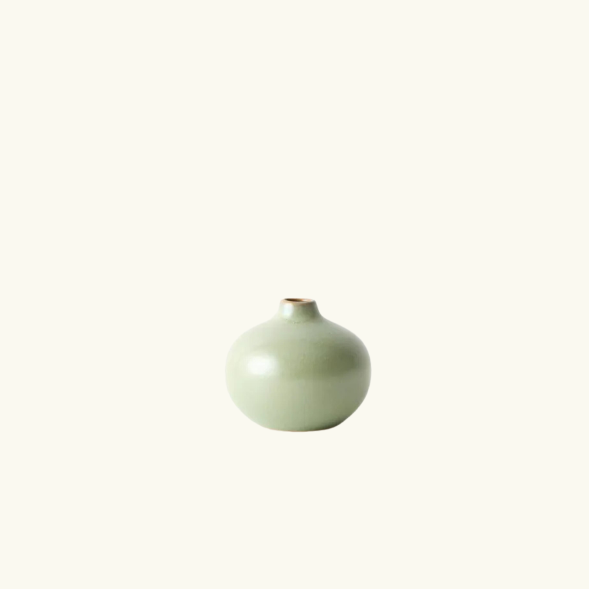 Fenya-Vase-Pickle-8x7.png