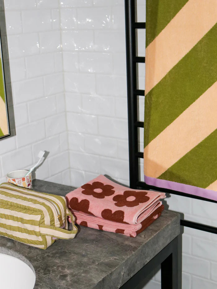 Pistachio Seersucker Dopp Kit