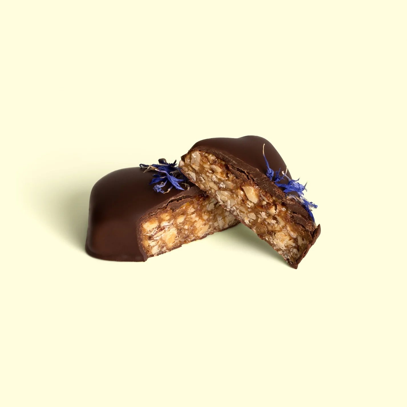 LL_Almond_Caramel_Half.webp