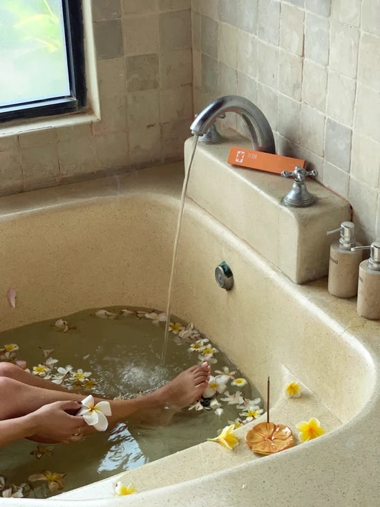 6pm Gratitude Incense